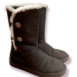 Koolaburra by UGG Grey Boots (Size 8)